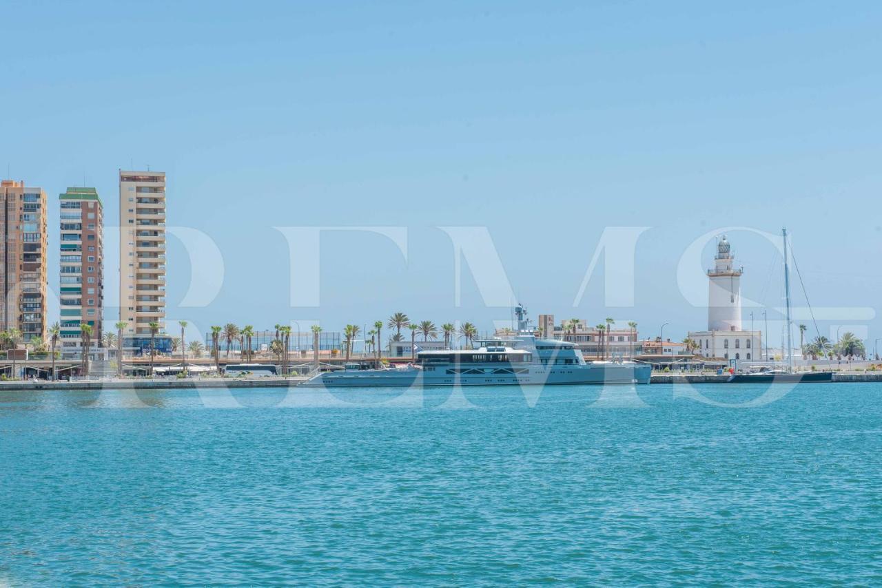 Modern Apartment With Patio & Parking By Rems Malaga Luaran gambar